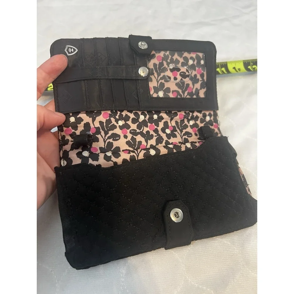 Vera Bradley Clutch Wallet Ultimate Card Case Black Quilted ID Zip Compartment